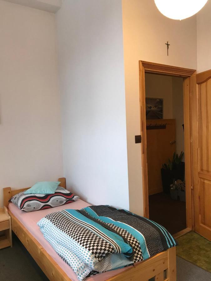 A3Apartament 2 Pokojowy Aneks Kuchenny 2 Lazienki Wlasne Na Korytarzu Villa Jumper Pobyt Na Termach Dla 2 Osob Gratis Zakopane Esterno foto